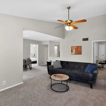 Apartment Modern Minutes From Downtown *