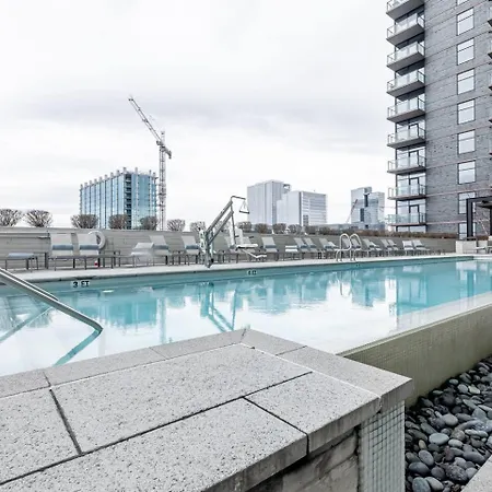 Broadway Style Pool, Free Parking Nashville
