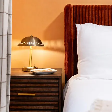 Apartment Game Day Getaway Vols Themed Near Vanderbilt *