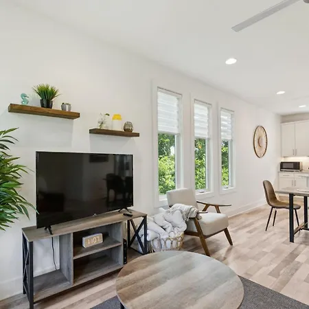 Modern Townhouse Close To Broadway Nashville