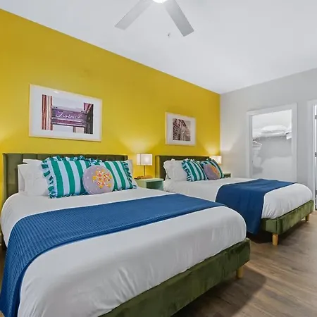 Apartment 2br W Glam Station & Karaoke Near Broadway