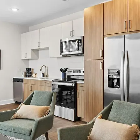 Modern 2br W 2 King Beds Near Broadway Apartment Nashville