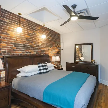 The Library-downtown Luxury Penthouse Printers Alley Steps To Broadway Nashville