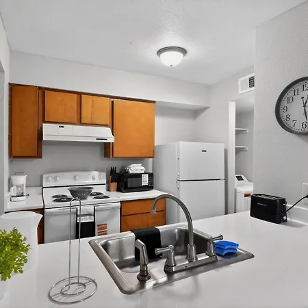 Relaxing 2br With Easy Access *