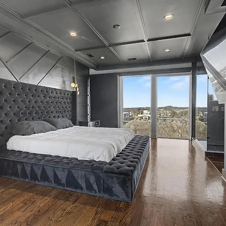 Apartment Modern Oasis Downtown Skyline View Prime *