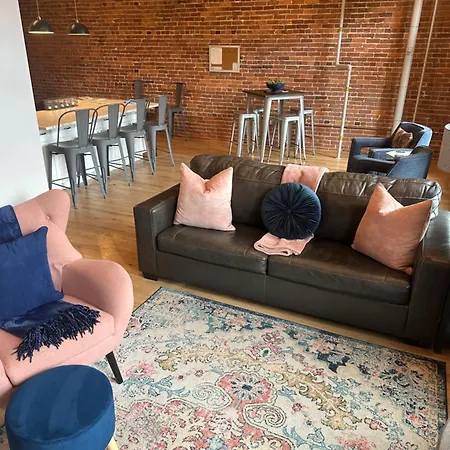Majestic Lofts Of Apartment