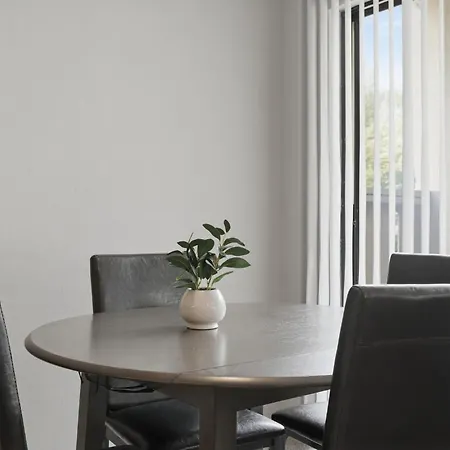 Apartment Cozy Retreat Near Airport & Hotspots Nashville