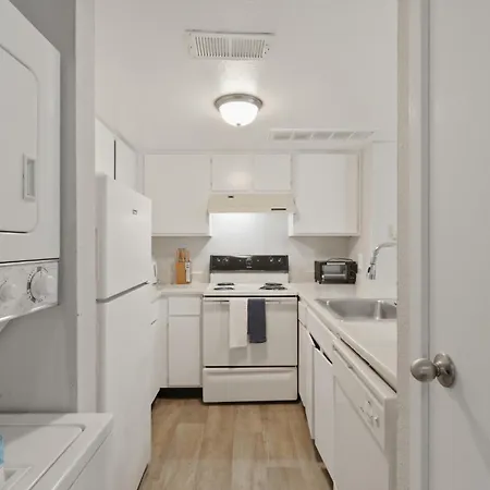 East Living Made Simple Apartment Nashville
