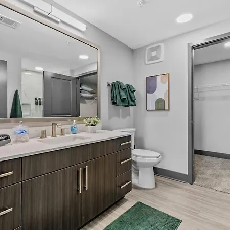 Modern 2br Retreat Sylvan Park Near Broadway Apartment *
