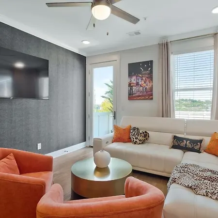 Apartment Retronash Penthouse Sleeps 7 Terrace Downtown View Nashville