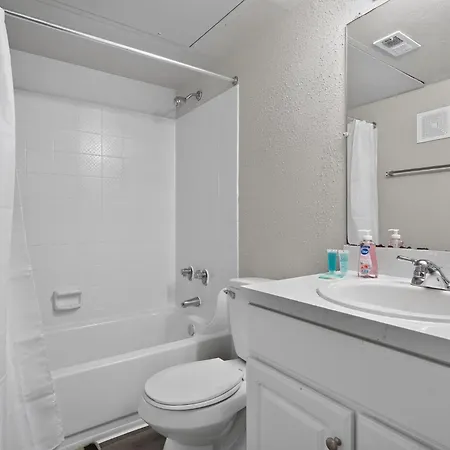 Apartment Preakness Comfort Meets Convenience *