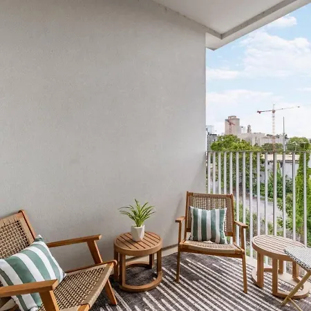 Apartment Luxury Downtown Riverview With Garage And Two Balconies Nashville