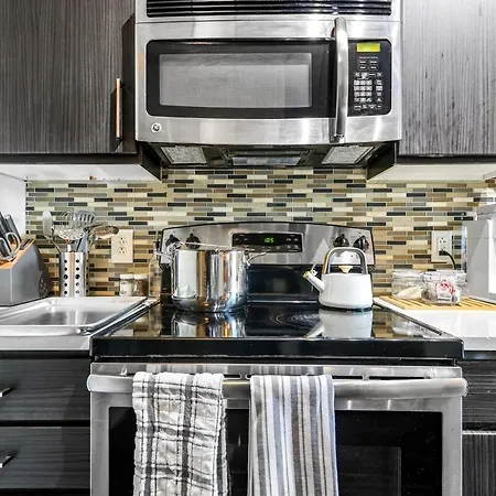 Midtown - 5 Min To Broadway - Free Secured Parking - Pool * Nashville