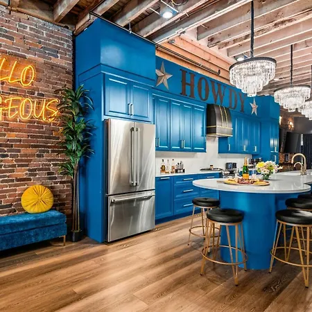 The Velvet Vault-luxury Downtown Loft With River View & Walk To Broadway Nashville