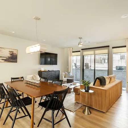 Heated Pool, Sauna & Firepit | Walk To Live Music Apartment Nashville