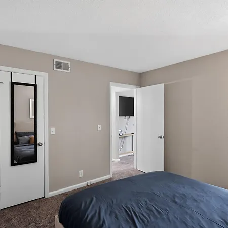 Preakness Ideal For Work Or Play