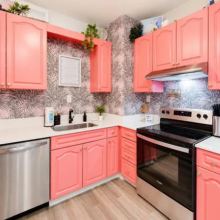 Apartment Coastal Cowgirl Retreat Near Broadway & Vanderbilt *