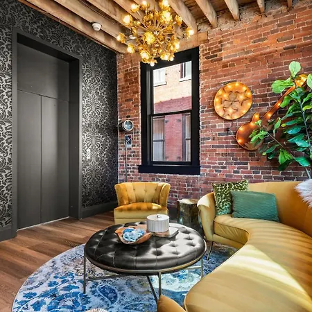 Holiday home The Velvet Vault-luxury Downtown Loft With River View & Walk To Broadway Nashville