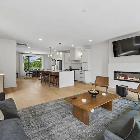 Apartment Modern 4br Townhouse Rooftop Lounge Nashville
