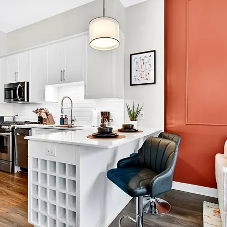 Gulch Gem Pool, Walkable + Parking *