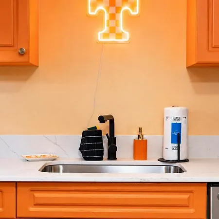 Game Day Getaway Vols Themed Near Vanderbilt Nashville