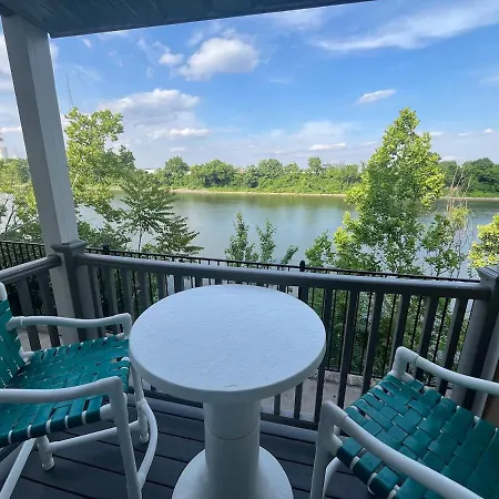 Riverside Rhythm! Waterfront & Walk To Broadway! * Nashville
