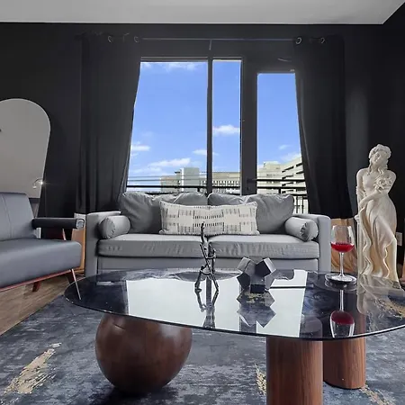 The Midnight Parthenon - 5 Min To Broadway - Midtown Apartment Nashville
