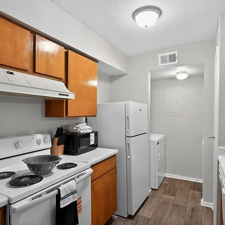 Relaxing 2br With Easy Access * Nashville
