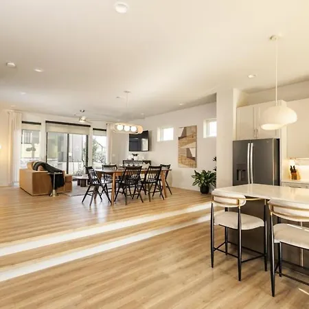 Apartment Bachelorette Dream | 2 Units | 8 Kings + 8 Baths