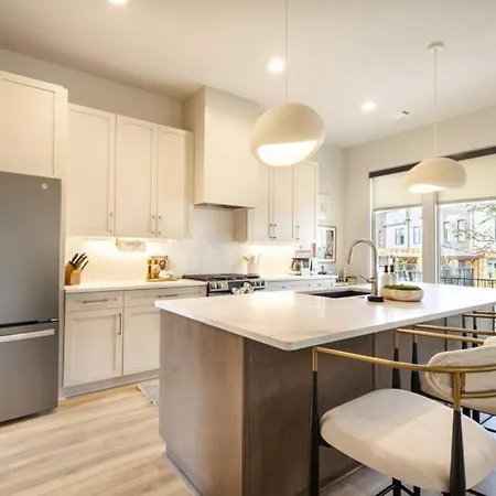 Apartment Bachelorette Dream | 2 Units | 8 Kings + 8 Baths Nashville