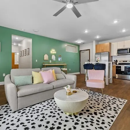 Glam 2br Walk To Broadway & The Gulch * Nashville