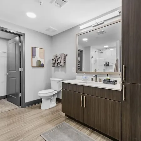Modern 2br Retreat Sylvan Park Near Broadway *