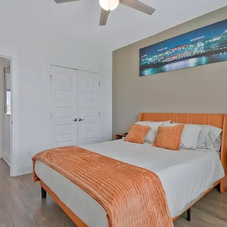 Retronash Penthouse Sleeps 7 Terrace Downtown View Apartment Nashville