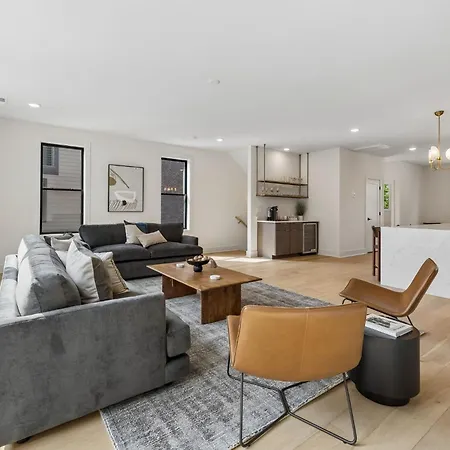 Modern 4br Townhouse Rooftop Lounge * Nashville