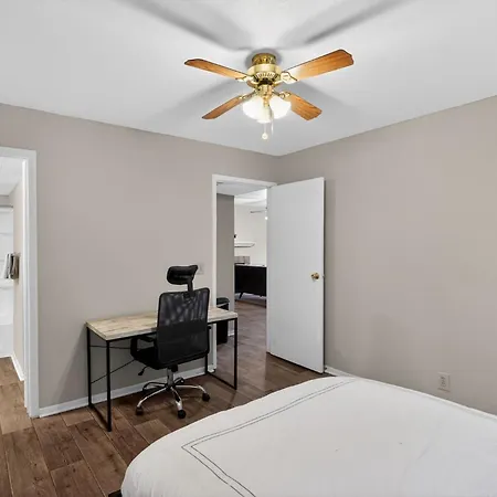 Relaxing 2br With Easy Access *