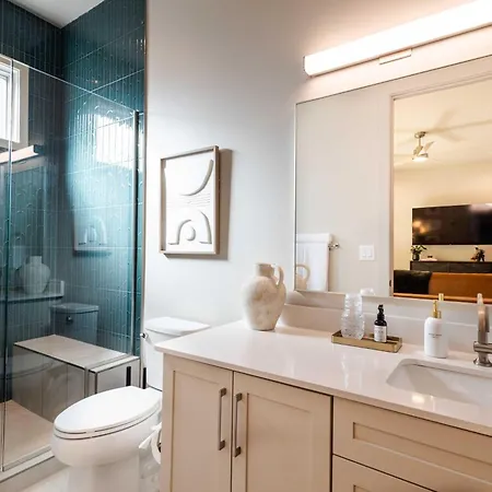 Amenities - Heated Pool Near Broadway Apartment