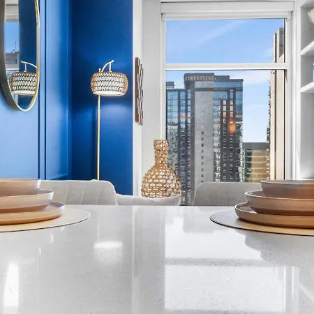 Lux In The Gulch Walkable Stay, Parking