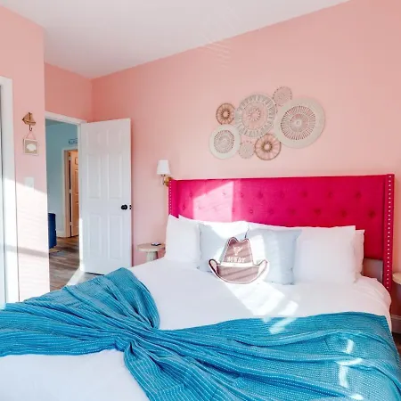 Apartment Coastal Cowgirl Retreat Near Broadway & Vanderbilt Nashville
