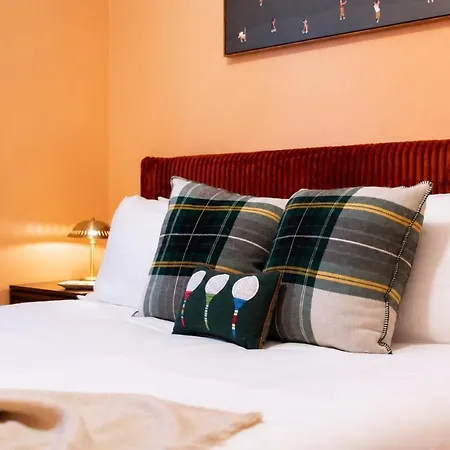 Game Day Getaway Vols Themed Near Vanderbilt Nashville