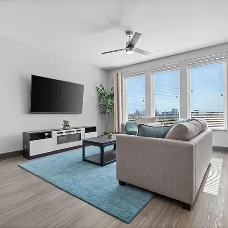 View Getaway 2br Near Broadway & Gulch * Nashville
