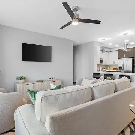 Modern 2br Retreat Sylvan Park Near Broadway Apartment