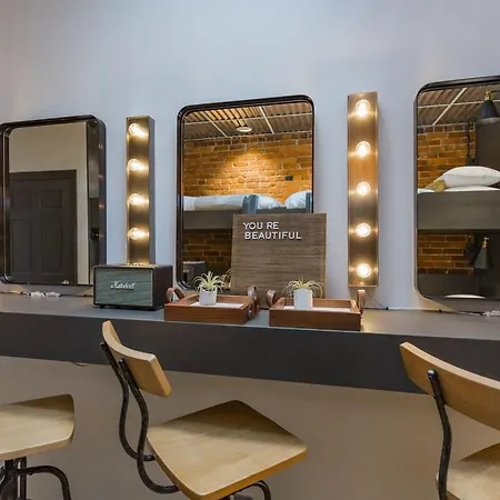 The Library-downtown Luxury Penthouse Printers Alley Steps To Broadway *
