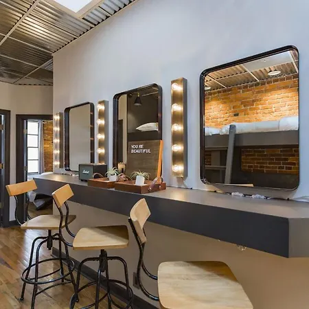The Library-downtown Luxury Penthouse Printers Alley Steps To Broadway *