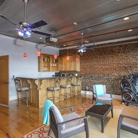 The Titan Penthouse Nashville-rooftop Hot Tub Printer's Alley-steps To Broadway Holiday home *