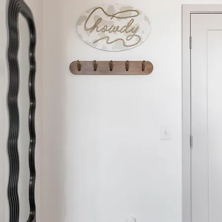 Walk To Broadway, Rooftop Pool And Sky Lounge Apartment Nashville