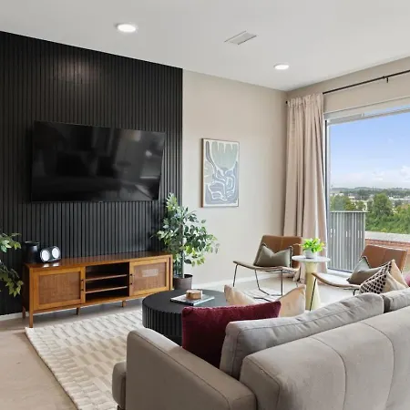 River View Luxury With Garage, Walk To Downtown * Nashville