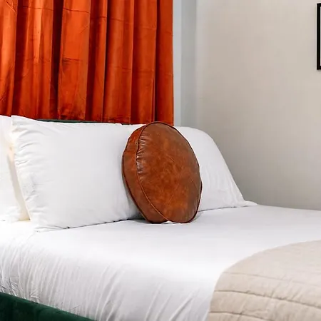 Game Day Getaway Vols Themed Near Vanderbilt * Nashville