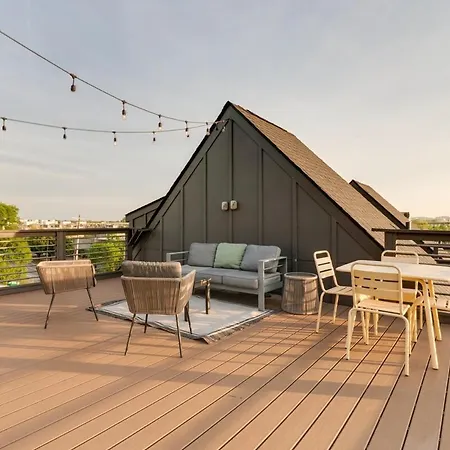 Rooftop Skyline View-close To Broadway-sleeps 8 *