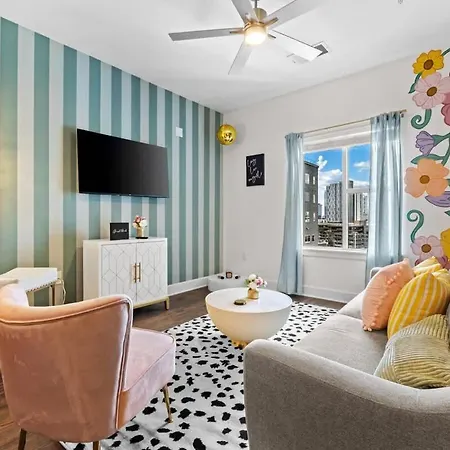 Apartment Glam 2br Walk To Broadway & The Gulch Nashville