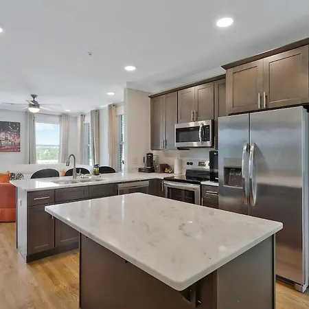 Retronash Penthouse Sleeps 7 Terrace Downtown View *